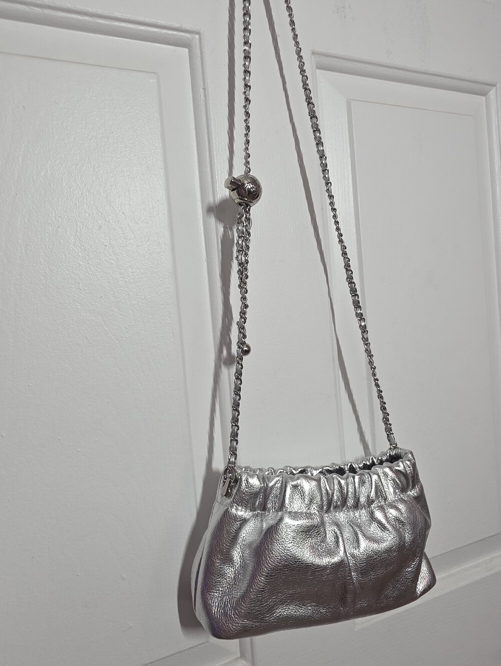 Genuine Leather Silver Metallic Chain-Handle Shoulder Bag - Picture 10 of 14